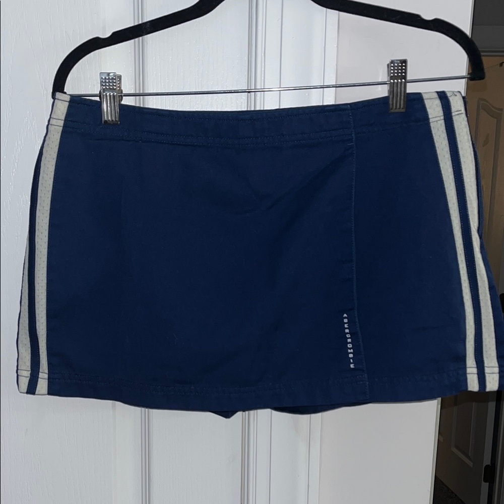 Abercrombie & Fitch Navy Blue Skort with White Stripes